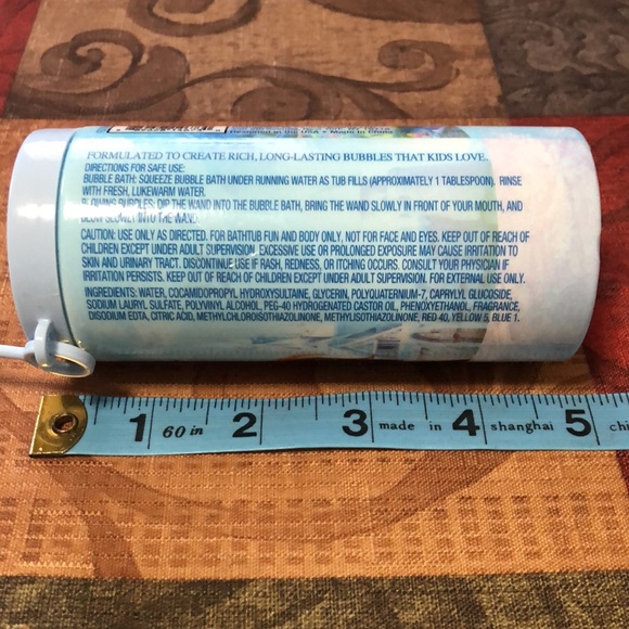 COPY - 🛍️5/$20🛍️Frozen “Winter Berry” Bubble Bath and Wand. - Picture 3 of 3